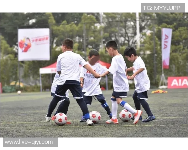 德阳校园足球热潮兴起助力青少年全面发展与健康成长